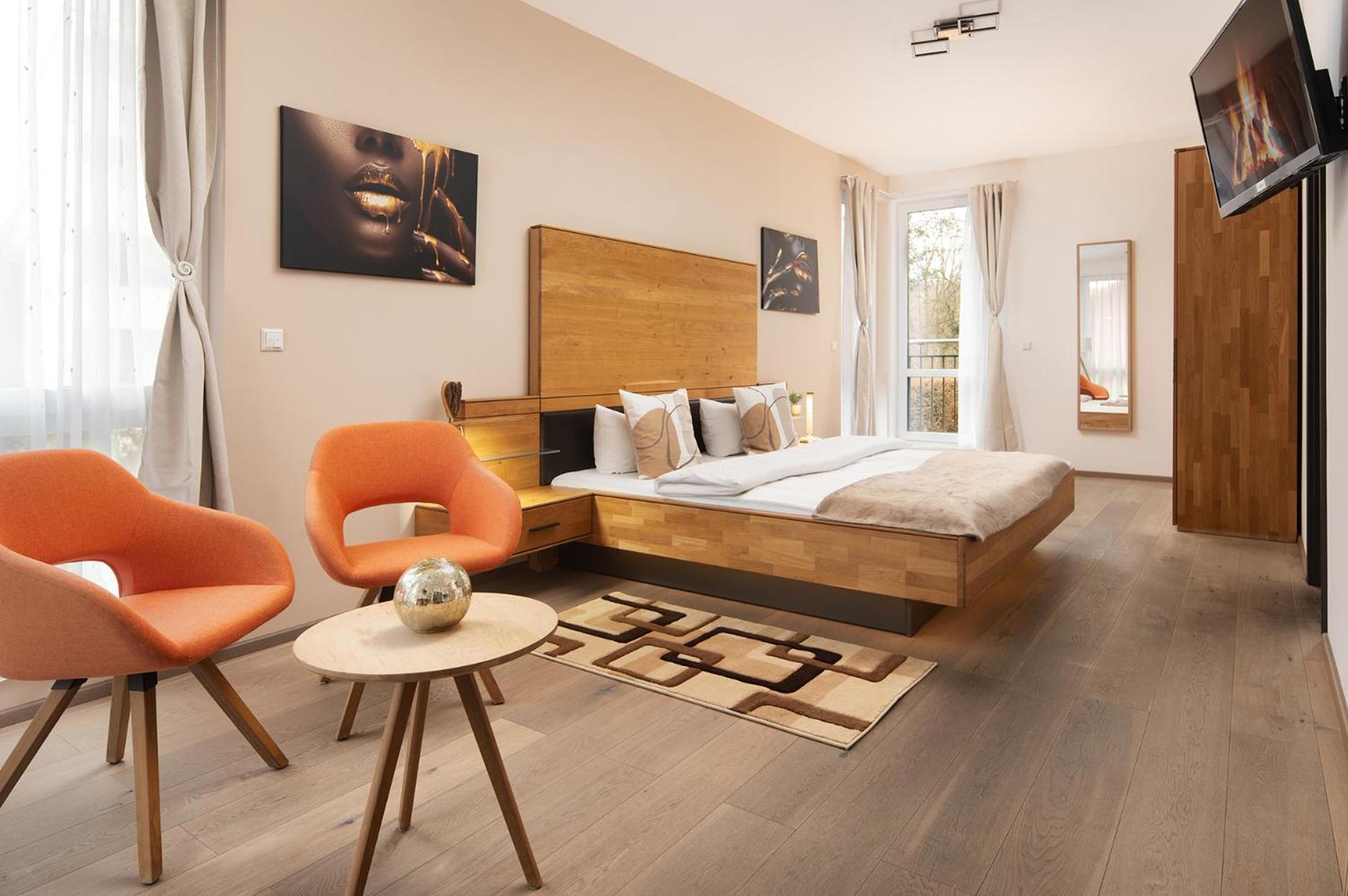 Hotel Vier Jahreszeiten Therme & Kliniken Bad Krozingen Naehe Freiburg & Schwarzwald Ideal Fuer Wellness Kur & Business Ausfluege 24H Check In- Wlan & Parken Gratis ภายนอก รูปภาพ